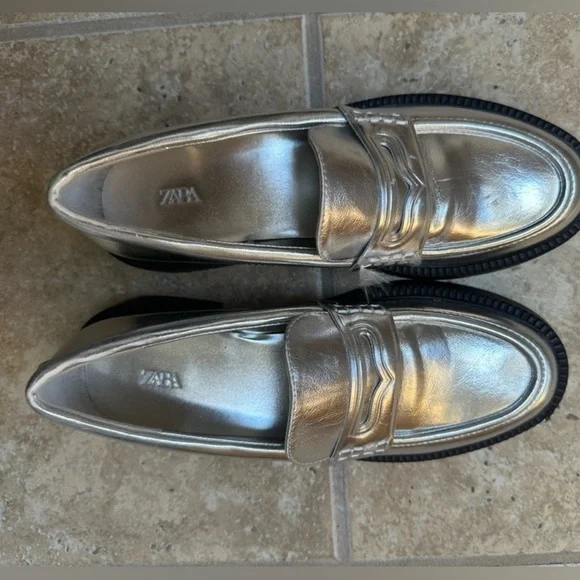 ZARA Metallic Silver Lug Sole Loafers - Picture 9 of 11